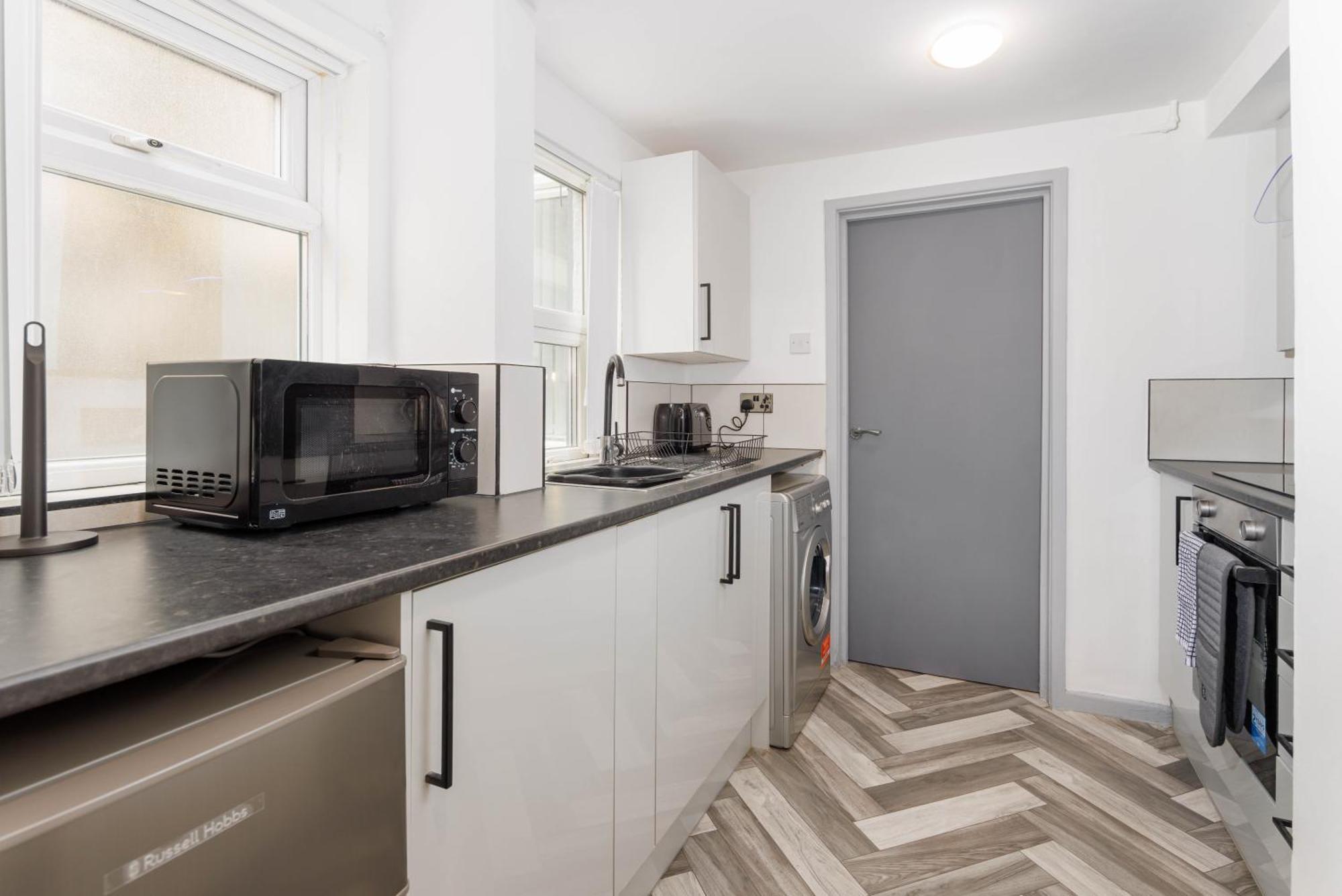 Apartment Newly Renovated In - Extended Liverpool
